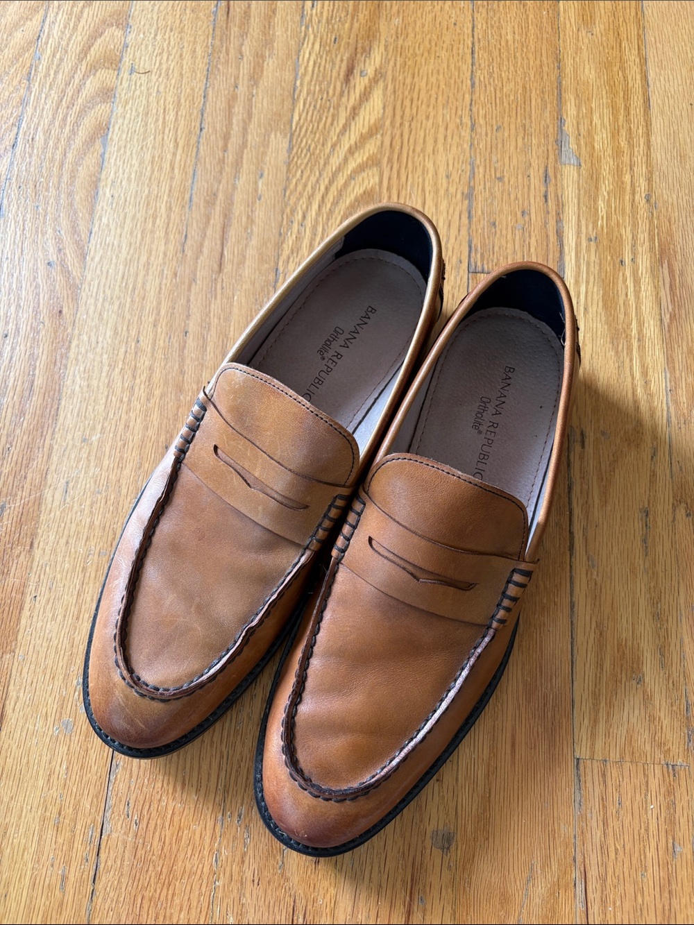 Banana Republic Men’s Brown Leather Penny Loafers